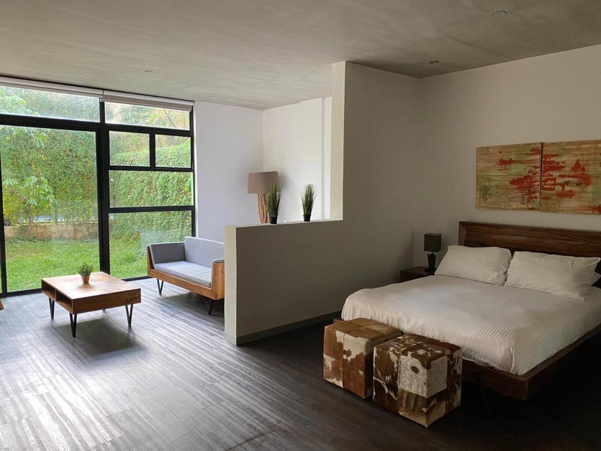 Bee Suites Santa Ana Santa Ana  Eksteriør billede
