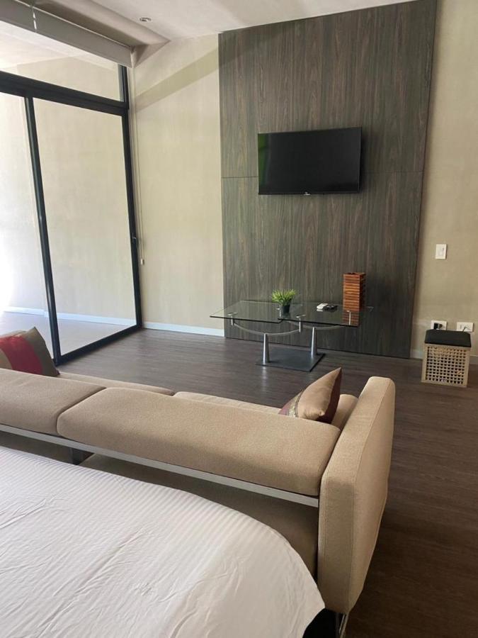 Bee Suites Santa Ana Santa Ana  Eksteriør billede