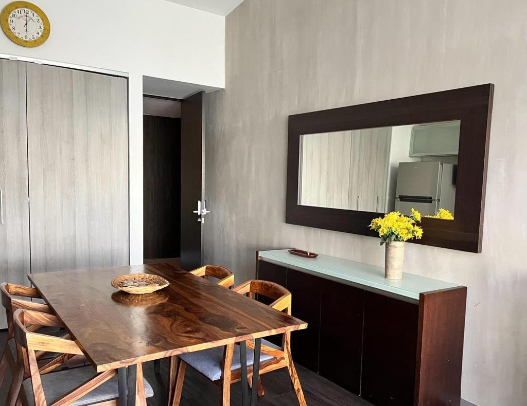 Bee Suites Santa Ana Santa Ana  Eksteriør billede