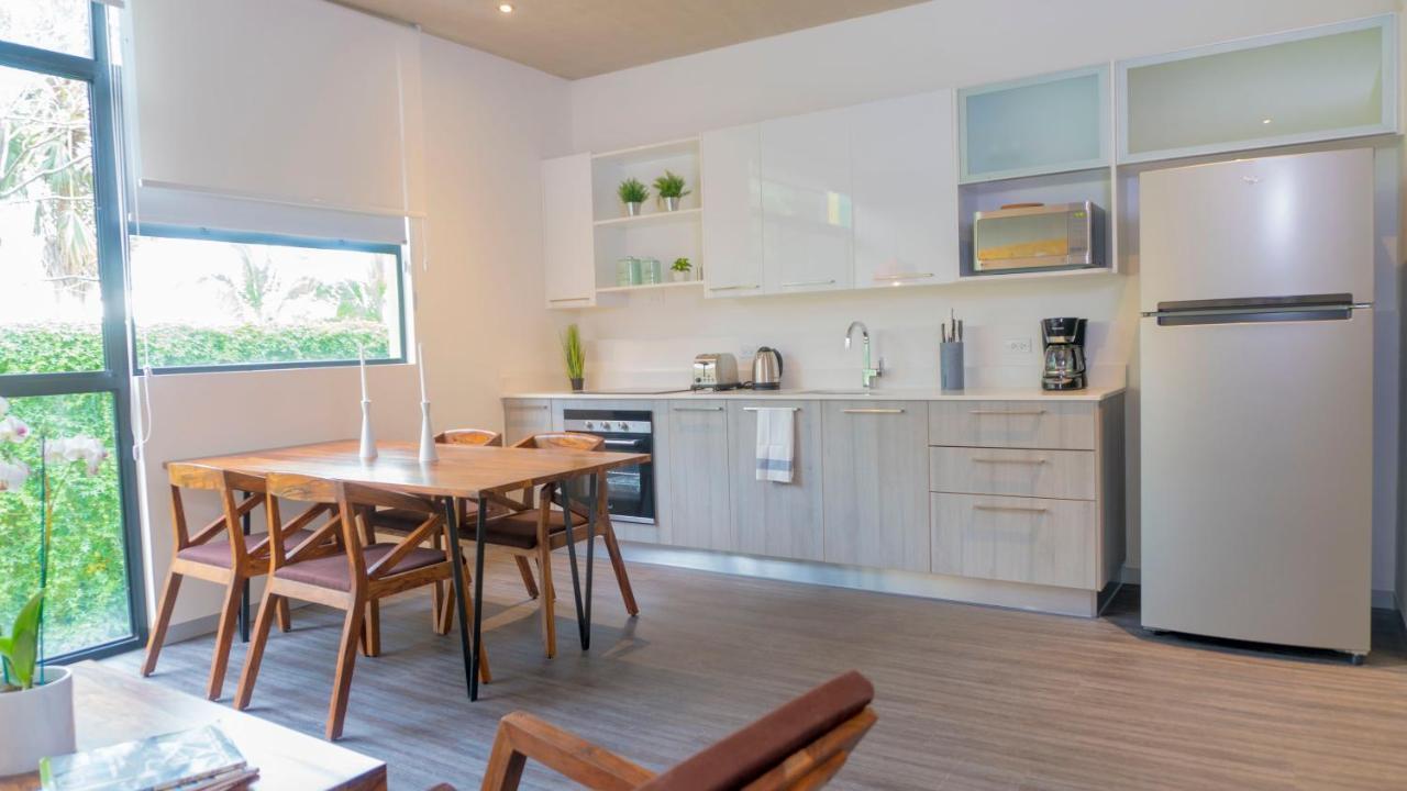 Bee Suites Santa Ana Santa Ana  Eksteriør billede