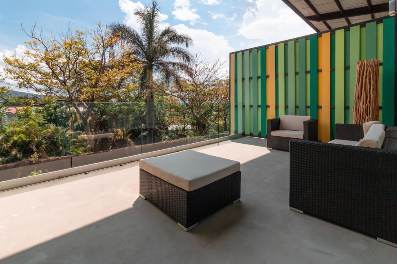 Bee Suites Santa Ana Santa Ana  Eksteriør billede